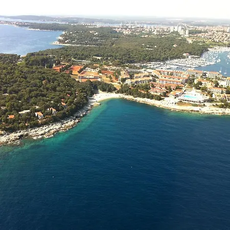 Dora * Pula